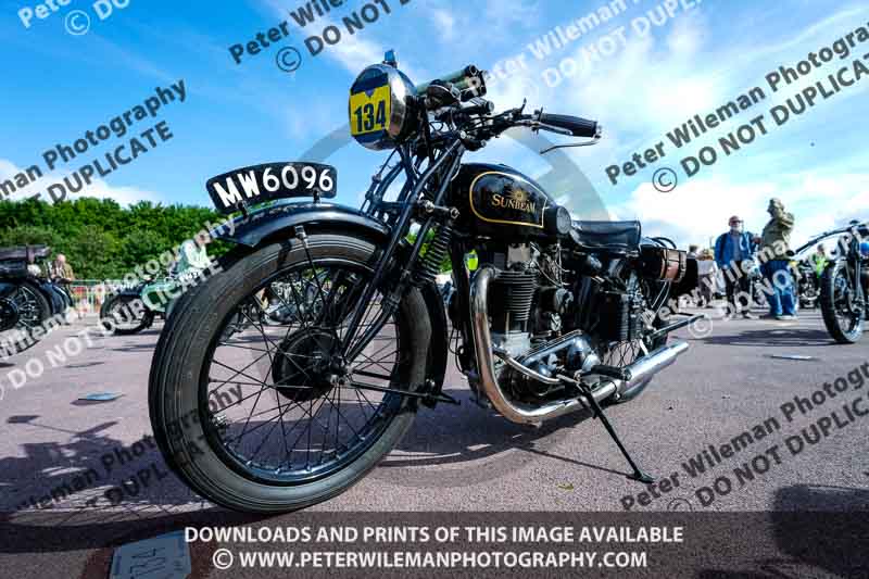 Vintage motorcycle club;eventdigitalimages;no limits trackdays;peter wileman photography;vintage motocycles;vmcc banbury run photographs